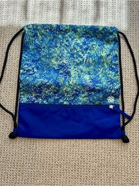 lululemon athletica SeaWheeze race Blue and Green Abstract Drawstring Gym Sack